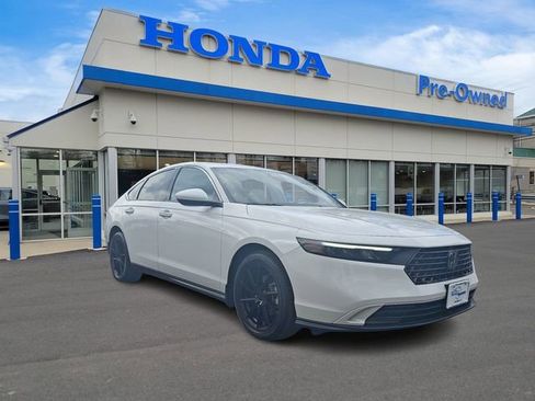 Used 2024 Honda Accord EX image 3