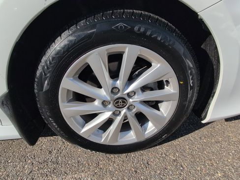 Certified 2023 Toyota Camry LE w/ Convenience Package image 12