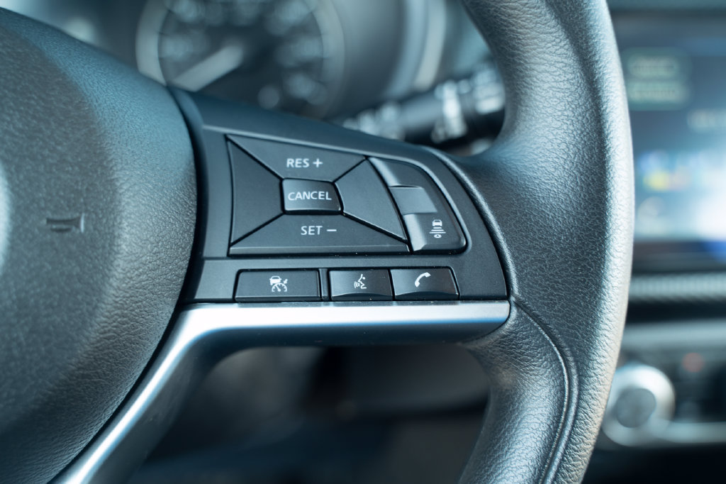 Used 2023 Nissan Kicks SV w/ Interior Electronics Package FWD image 33