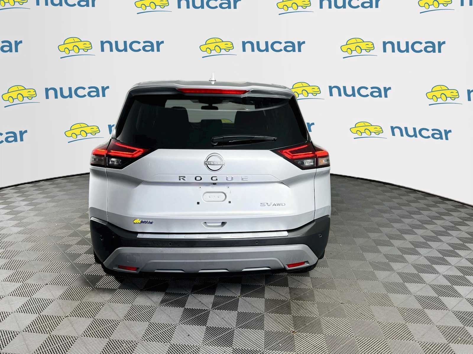 Used 2023 Nissan Rogue SV AWD/4WD image 6