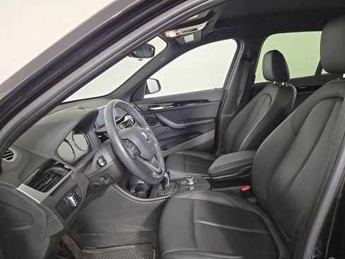 Used 2022 BMW X1 xDrive28i w/ Convenience Package AWD/4WD image 13