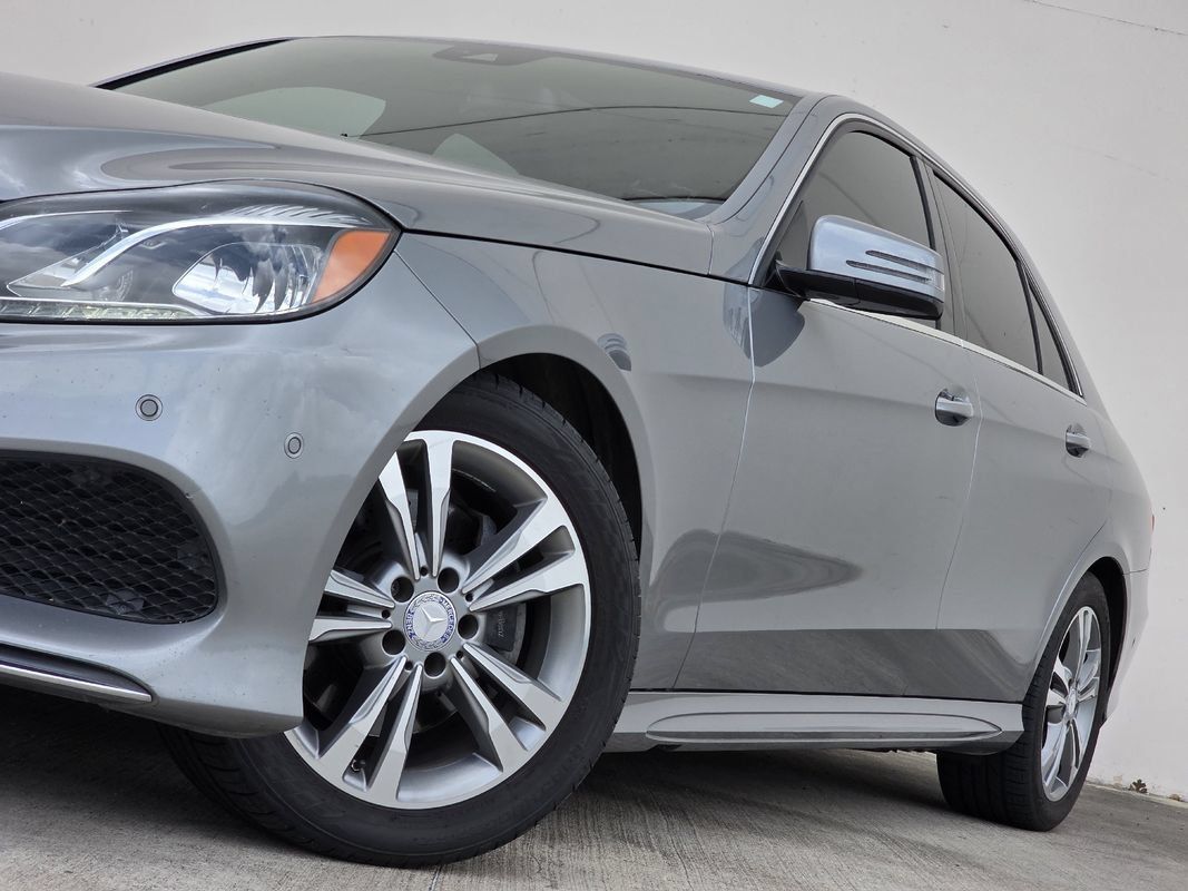 Used 2014 Mercedes-Benz E 250 BlueTEC Sedan image 8