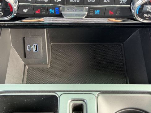 Used 2021 Ford F150 Lariat w/ Equipment Group 502A High AWD/4WD image 35