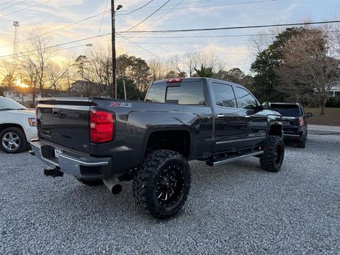 Used 2016 Chevrolet Silverado 2500 LTZ w/ Duramax Plus Package image 7