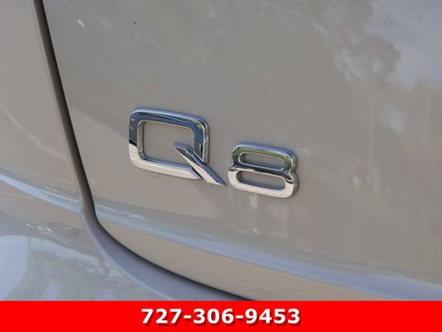 Used 2023 Audi Q8 Premium Plus image 9