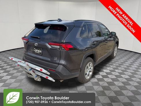 Used 2019 Toyota RAV4 LE w/ All Weather Liner Package AWD/4WD image 7