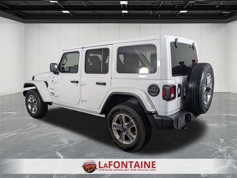 Used 2023 Jeep Wrangler Sahara image 3