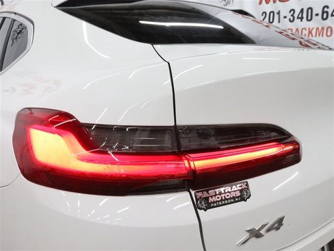 Used 2020 BMW X4 xDrive30i w/ Convenience Package AWD/4WD image 9
