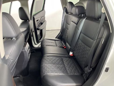 Used 2024 Nissan Murano Platinum w/ Cargo Package FWD image 44