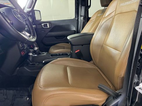 Used 2022 Jeep Wrangler Unlimited Rubicon w/ Steel Bumper Group AWD/4WD image 12