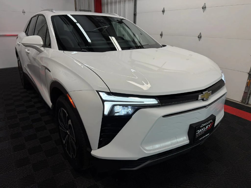 Used 2024 Chevrolet Blazer EV LT AWD/4WD image 6