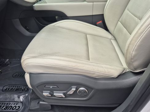 Used 2024 Hyundai Santa Fe Calligraphy AWD/4WD image 23