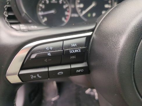 Used 2025 MAZDA MAZDA3 s FWD image 20