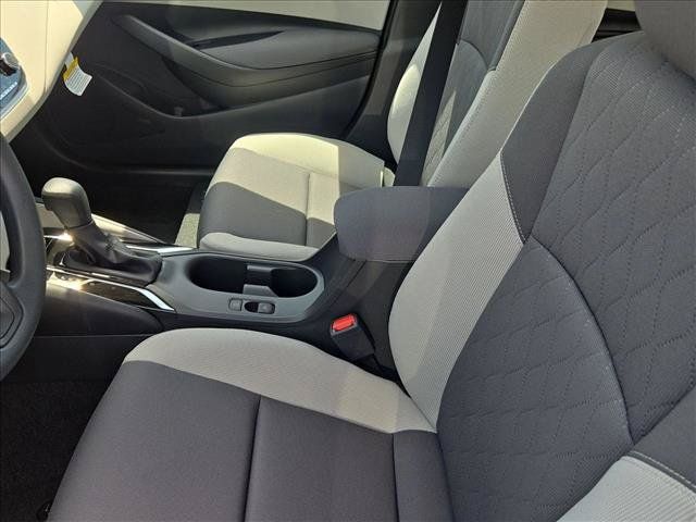 New 2026 Toyota Corolla LE FWD image 4