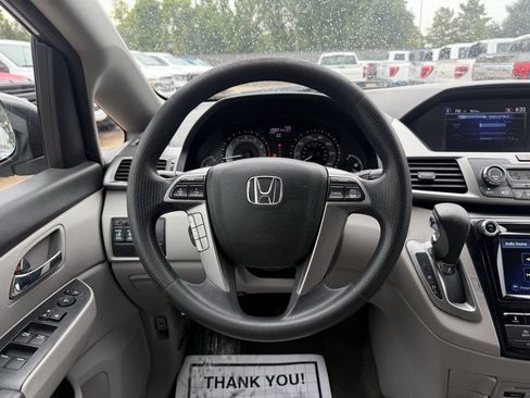 Used 2016 Honda Odyssey SE image 21