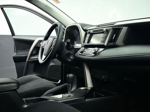 Used 2015 Toyota RAV4 XLE image 62