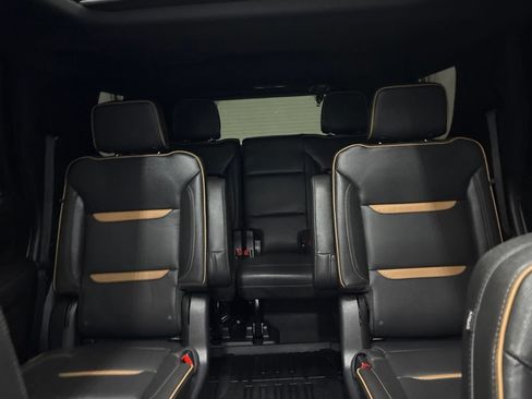 Used 2023 GMC Yukon AT4 AWD/4WD image 29