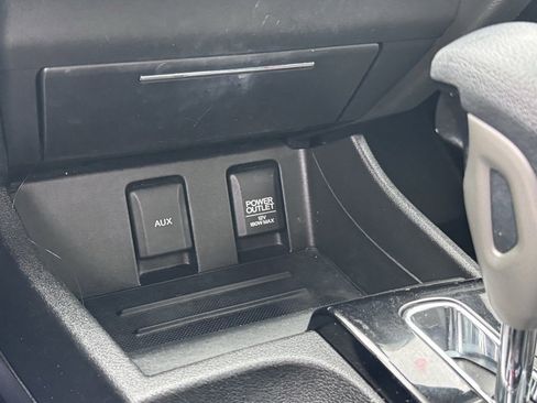 Used 2014 Honda Civic LX image 25