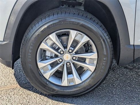 New 2026 Chevrolet Equinox LT w/ Convenience Package II image 10