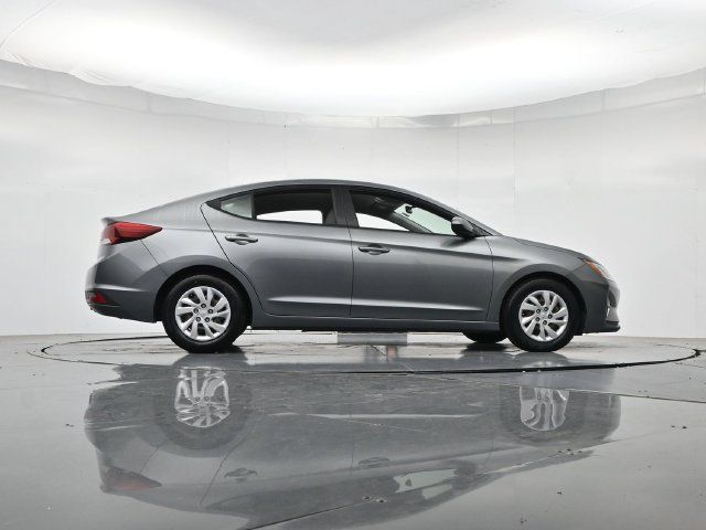 Used 2019 Hyundai Elantra SE FWD image 34
