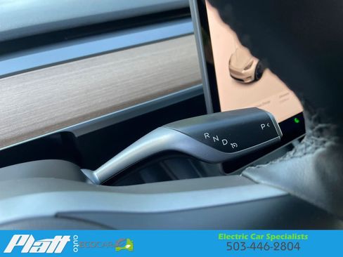 Used 2022 Tesla Model Y Performance image 32