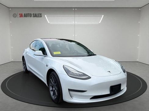 Used 2019 Tesla Model 3 Standard Range Plus RWD image 7