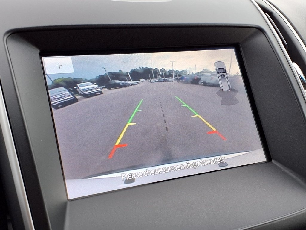 Used 2020 Ford Edge SEL w/ Convenience Package AWD/4WD image 18