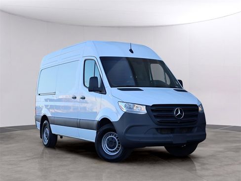 Used 2024 Mercedes-Benz Sprinter 144 Cargo image 1