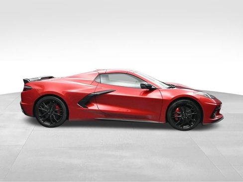 Used 2024 Chevrolet Corvette Stingray Premium Conv w/ Z51 Performance Package RWD image 6