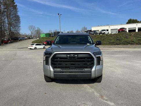Used 2022 Toyota Tundra SR5 image 2