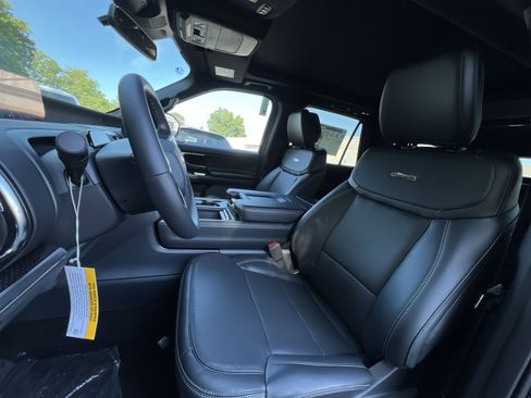 New 2026 Ford Expedition Max Platinum w/ Stealth Appearance Package AWD/4WD image 13