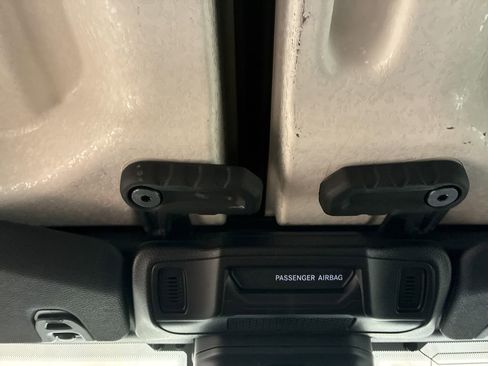 Used 2025 Jeep Wrangler Sport S AWD/4WD image 29