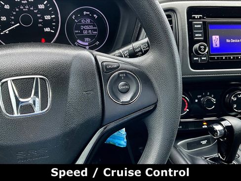 Used 2021 Honda HR-V LX image 12