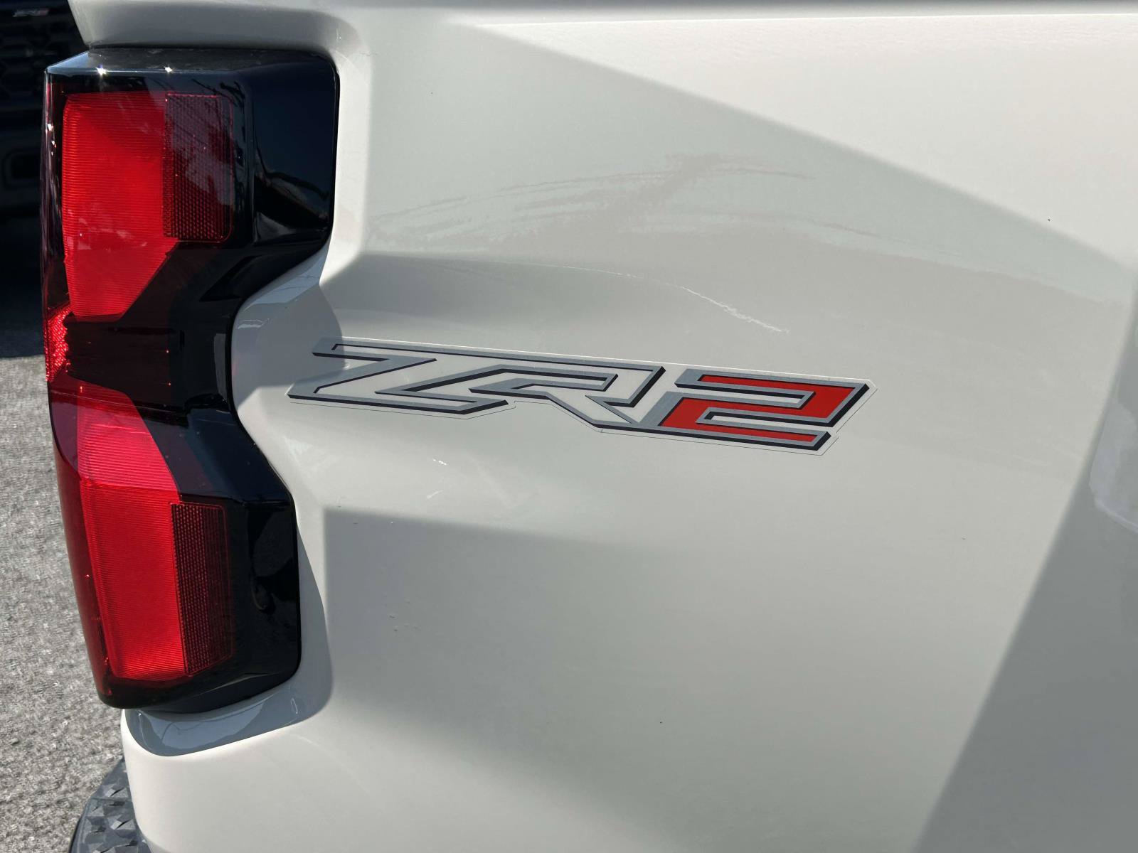 New 2026 Chevrolet Colorado ZR2 w/ Technology Package AWD/4WD image 13