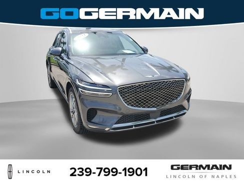 Used 2022 Genesis GV70 2.5T w/ Select Package AWD/4WD image 5