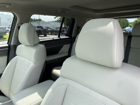 Used 2024 Hyundai Santa Fe Limited image 31