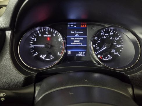 Used 2022 Nissan Rogue Sport S FWD image 15