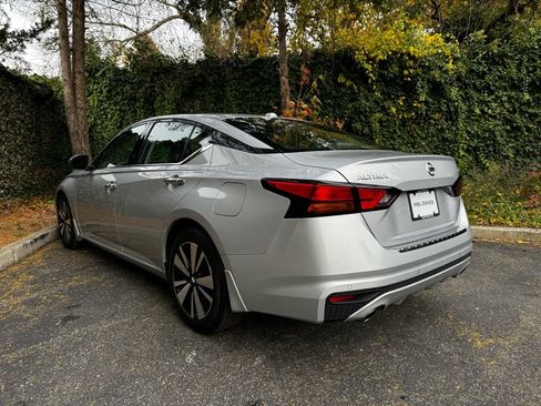 Used 2021 Nissan Altima 2.5 SL image 5