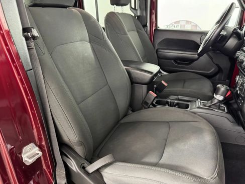 Used 2022 Jeep Wrangler Unlimited Sport AWD/4WD image 35