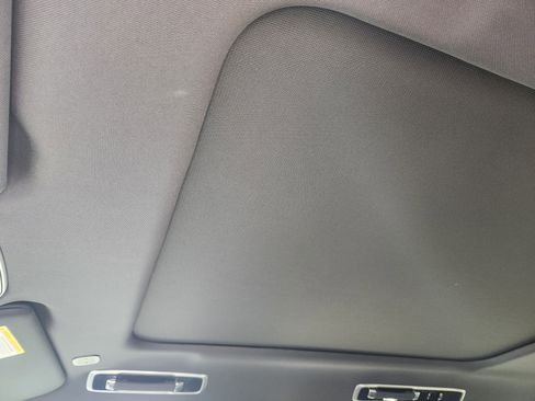 New 2026 Land Rover Range Rover Long Wheelbase SE image 26