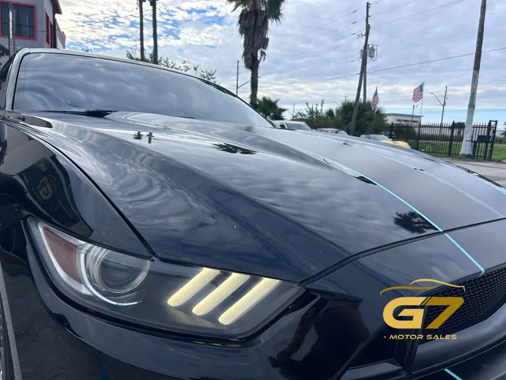 Used 2017 Ford Mustang Premium w/ Pony Package RWD image 3