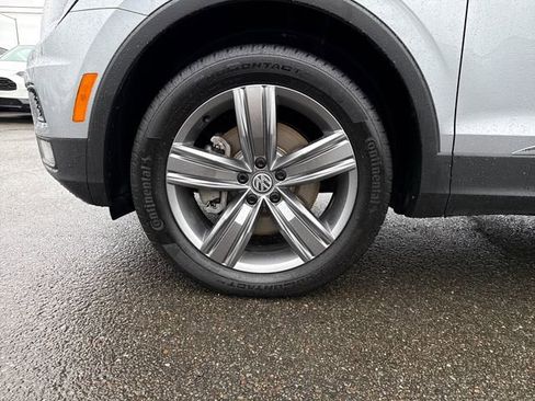 Used 2021 Volkswagen Tiguan SE image 25