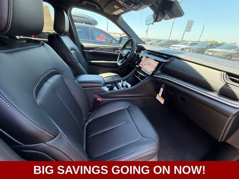 New 2026 Jeep Grand Cherokee Limited AWD/4WD image 42