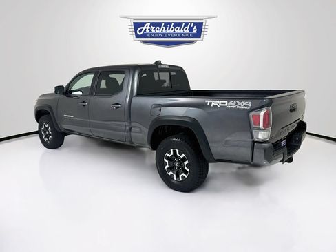Used 2023 Toyota Tacoma TRD Off-Road w/ Technology Package AWD/4WD image 6