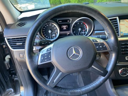 Used 2015 Mercedes-Benz ML 350 4MATIC image 12