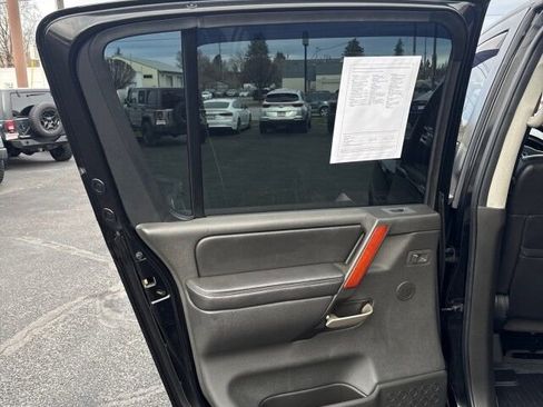 Used 2004 INFINITI QX56 4WD w/ Smart Vision Pkg image 11