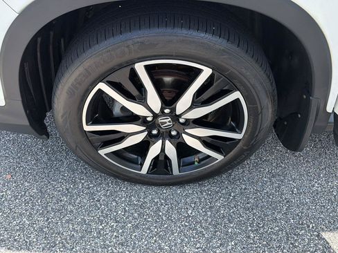 Used 2019 Honda Pilot Touring image 38