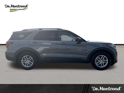 New 2026 Ford Explorer Active RWD image 4