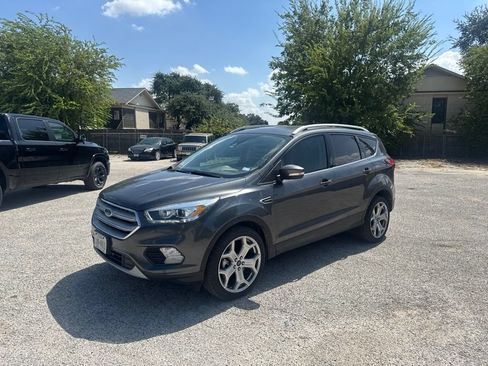 Used 2019 Ford Escape Titanium FWD image 1