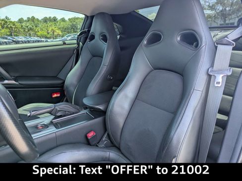 Used 2009 Nissan GT-R Premium AWD/4WD image 17